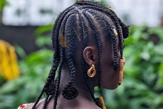 Comment prendre soin de ses cheveux au Cameroun : 7 conseils essentiels