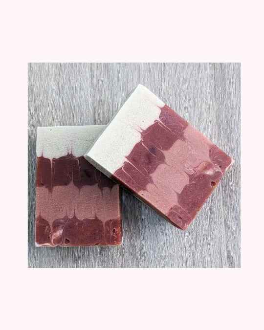 Savon à l'aloé Vera et poudre de manjishta